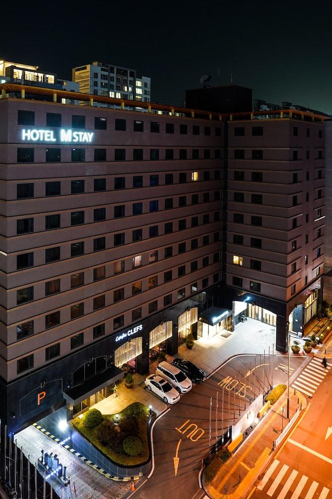 יונגין M Stay Hotel Gyeonggi Giheung מראה חיצוני תמונה