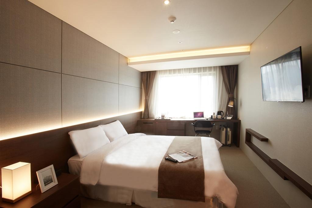 יונגין M Stay Hotel Gyeonggi Giheung מראה חיצוני תמונה