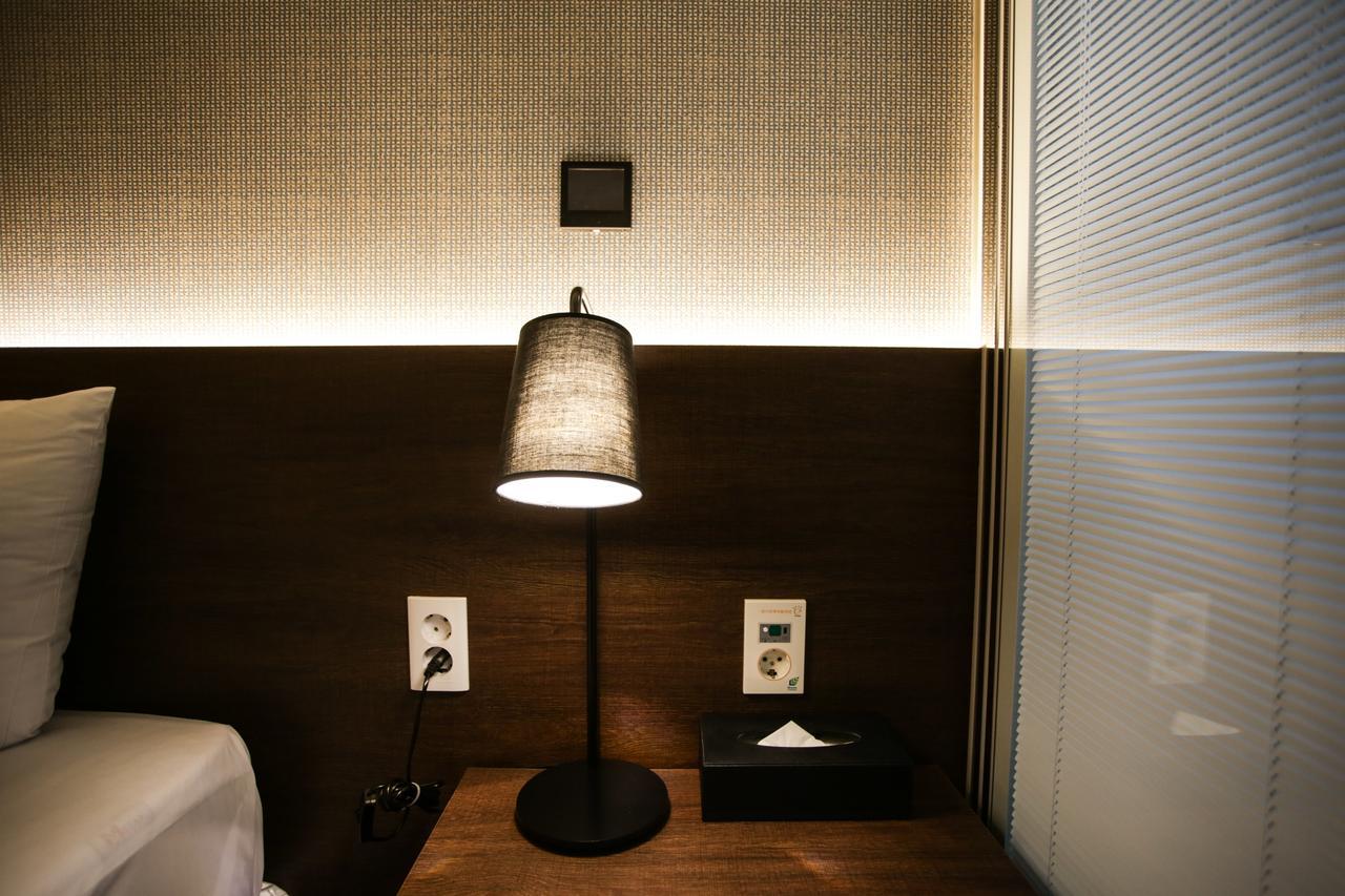 יונגין M Stay Hotel Gyeonggi Giheung מראה חיצוני תמונה