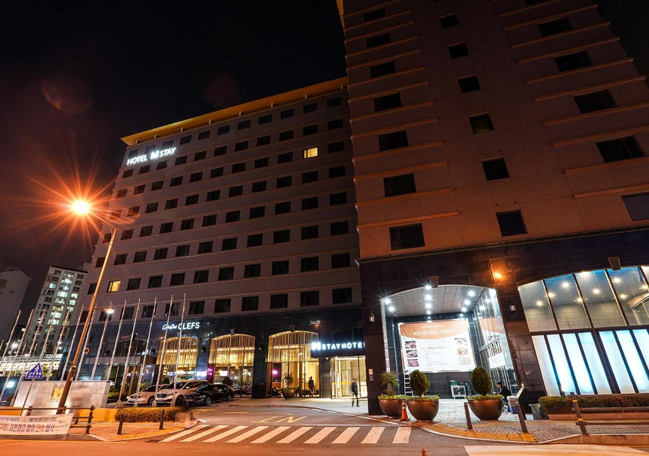 יונגין M Stay Hotel Gyeonggi Giheung מראה חיצוני תמונה