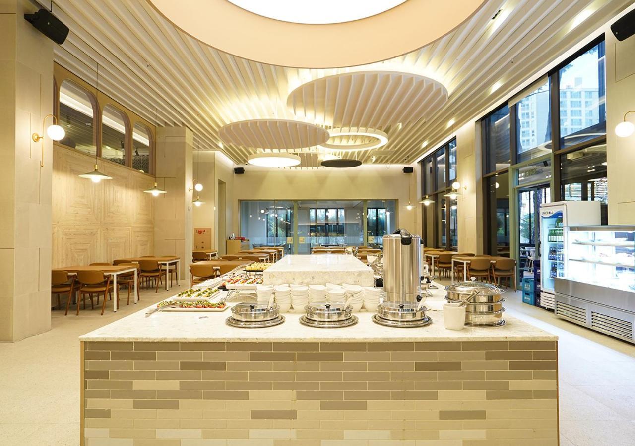 יונגין M Stay Hotel Gyeonggi Giheung מראה חיצוני תמונה